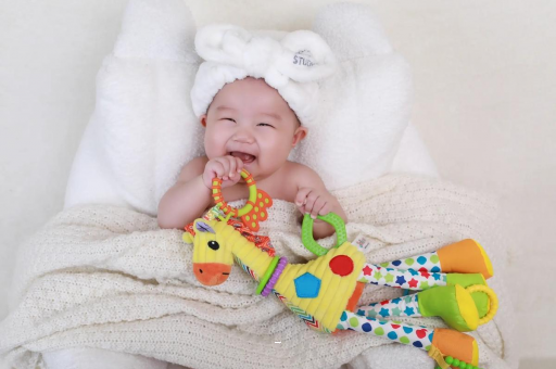 永城宝宝眼眶发红 永城宝宝眼眶发红